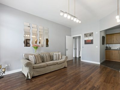 BlockE_10_213 castleforbes sq7