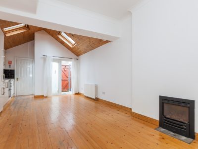 80SouthLottsRd_1_img_0140