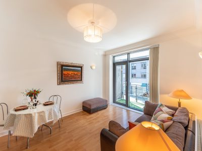 3 Dargle House - Living-Dining Room (3 of 5) - Photo- Ben Ryan