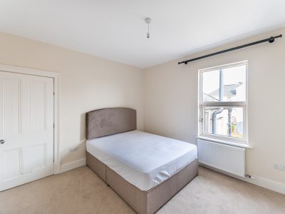 42 Whitworth Road - Bedroom 2 (2 of 3) - Photo- Ben Ryan