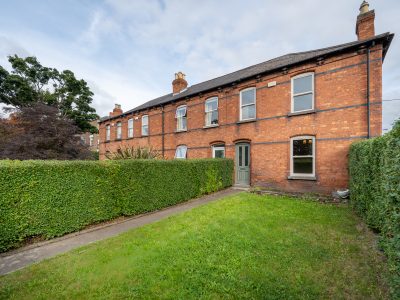 42 Whitworth Road - Exterior Front (1 of 5) - Photo- Ben Ryan