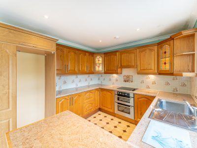 Knightsfield - Kitchen (2 of 4) - Photo- Ben Ryan