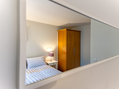 34 Scarlet Row - Bedroom 1 (3 of 4) - Photo- Ben Ryan