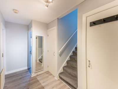 34 Scarlet Row - Hall (1 of 2) - Photo- Ben Ryan