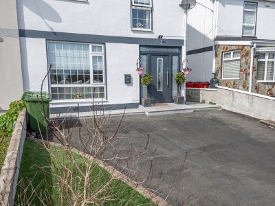 3 Grange Park Drive - Exterior Front (2 of 4) - Photo- Ben Ryan