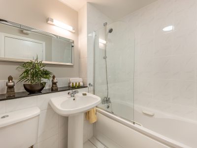 43 Casyleforbes Square - Bathroom (1 of 5) - Photo- Ben Ryan