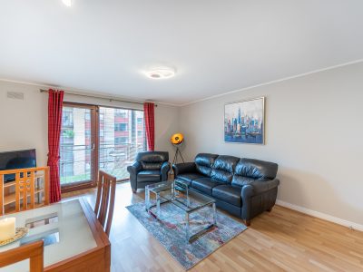 43 Casyleforbes Square - Living Room (2 of 5) - Photo- Ben Ryan