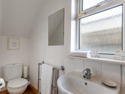 4a Brookstone - Bathroom (1 of 2)