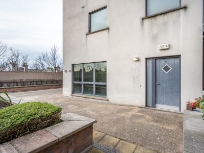 71 The Lighthouse - Exterior (1 of 4) - Photo - Ben Ryan