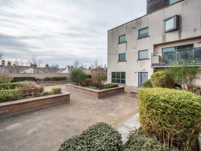 71 The Lighthouse - Exterior (4 of 4) - Photo - Ben Ryan